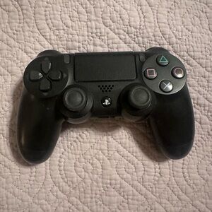 Sony DualShock 4 Wireless Controller - Black